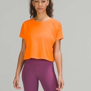 NWT Lululemon Cates Tee